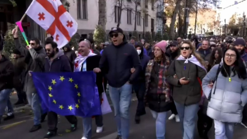 Протесты в Грузии бьют по туристической индустрии