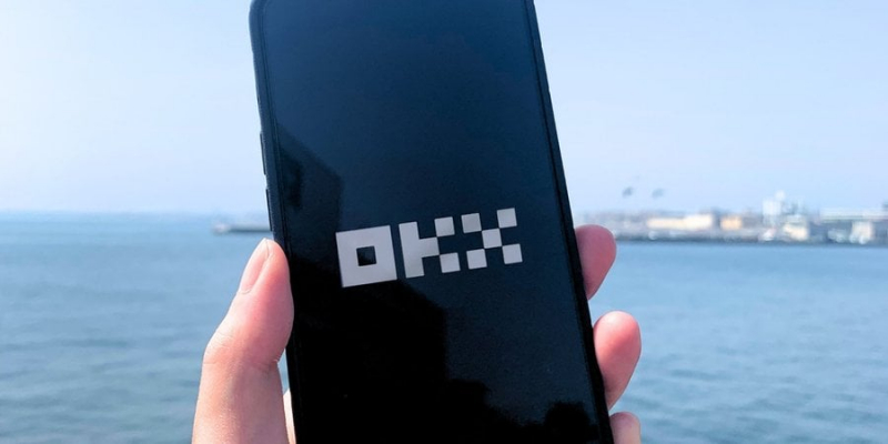 Криптобіржа OKX обмежила операції з&nbsp;використанням рубля