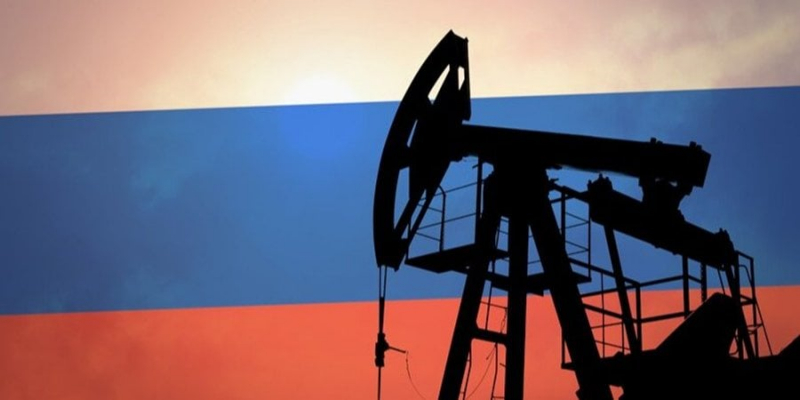 Пекін виграє від санкцій проти РФ. Індія почала купувати російську нафту за юані