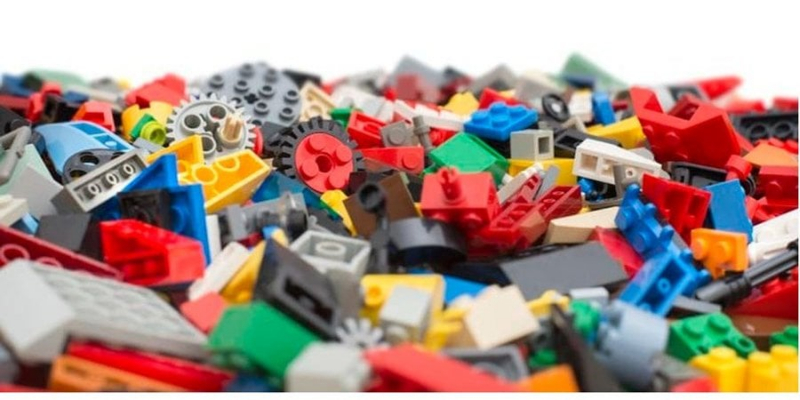 Продажі продовжують зростати. Lego зіштовхнулося з&nbsp;падінням прибутку до рівня 2004 року